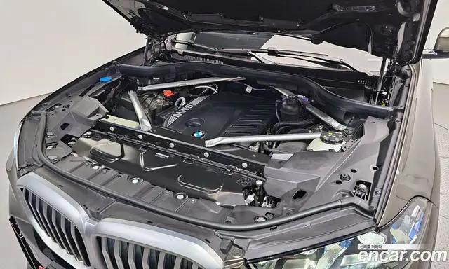 BMW X5 2025 3.0 автомат (гидро), миниатюра 6