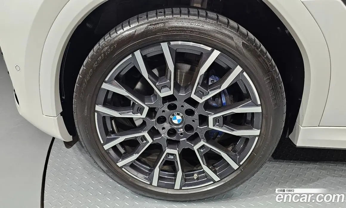 BMW X6 2024 3.0 автомат (гидро), фото 4 BMW X6 2024 3.0 автомат (гидро), фото 4