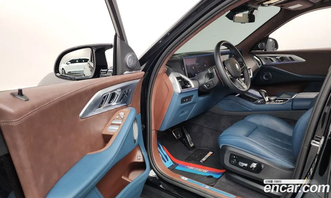BMW XM 2025 4.4 автомат (гидро), фото 13 BMW XM 2025 4.4 автомат (гидро), фото 13