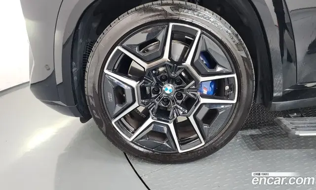 BMW XM 2025 4.4 автомат (гидро), миниатюра 5 BMW XM 2025 4.4 автомат (гидро), миниатюра 5