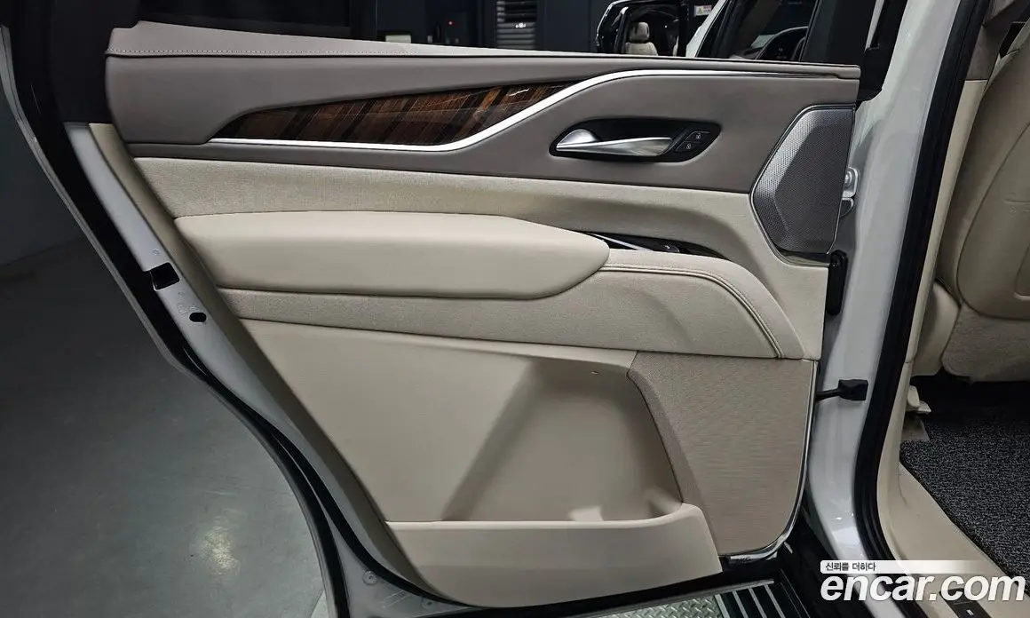 Cadillac Escalade 2022 6.2 автомат (гидро), фото 14 Cadillac Escalade 2022 6.2 автомат (гидро), фото 14