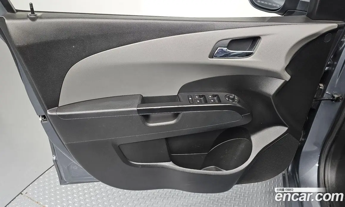 Chevrolet Aveo 2015 1.4 автомат (гидро), фото 13