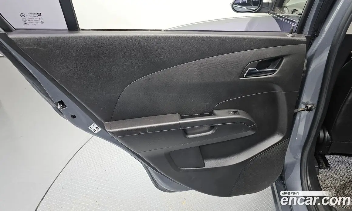 Chevrolet Aveo 2015 1.4 автомат (гидро), фото 14