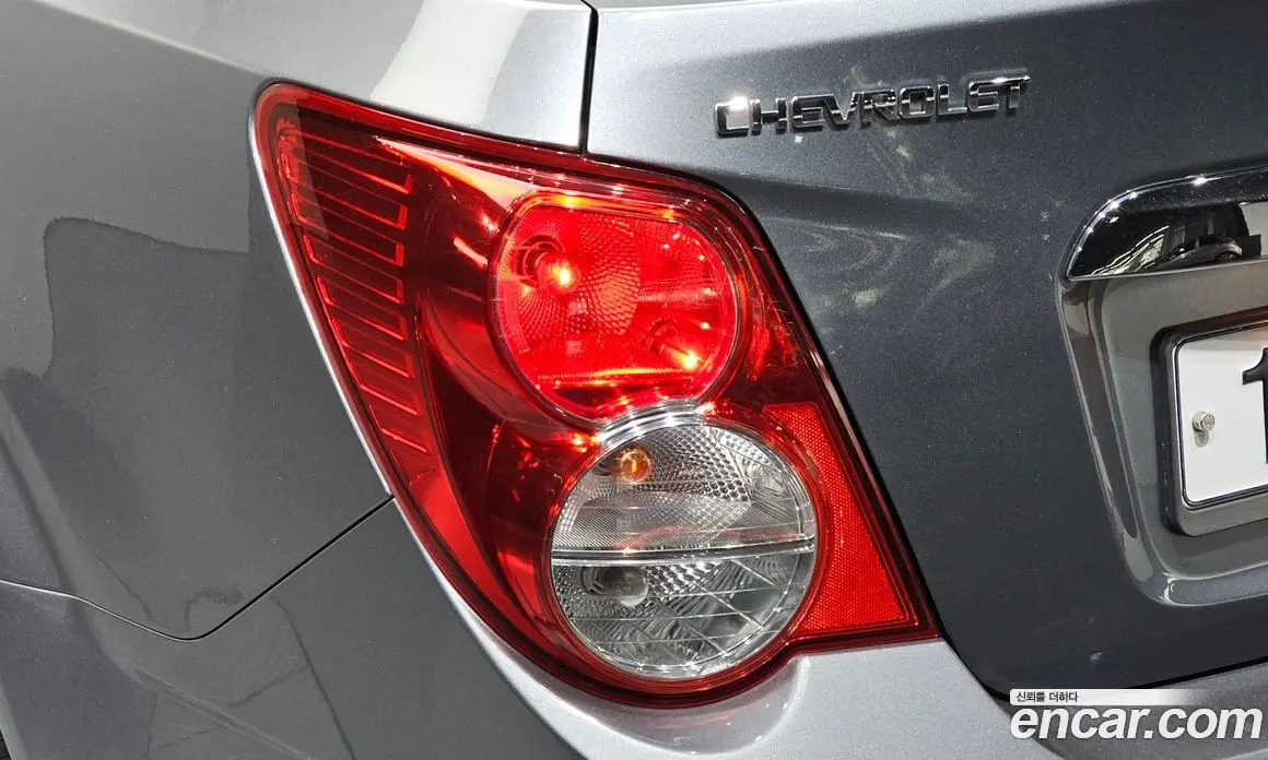 Chevrolet Aveo 2015 1.4 автомат (гидро), фото 8