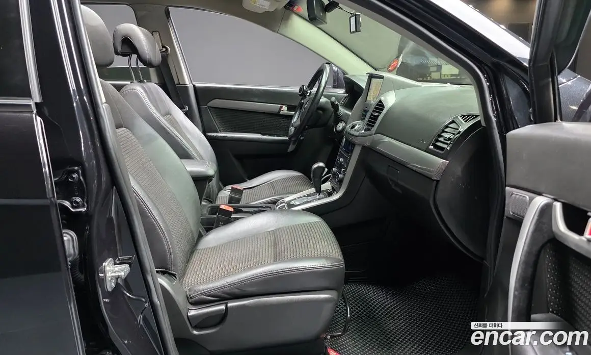 Chevrolet Captiva 2012 2.0 автомат (гидро), фото 16