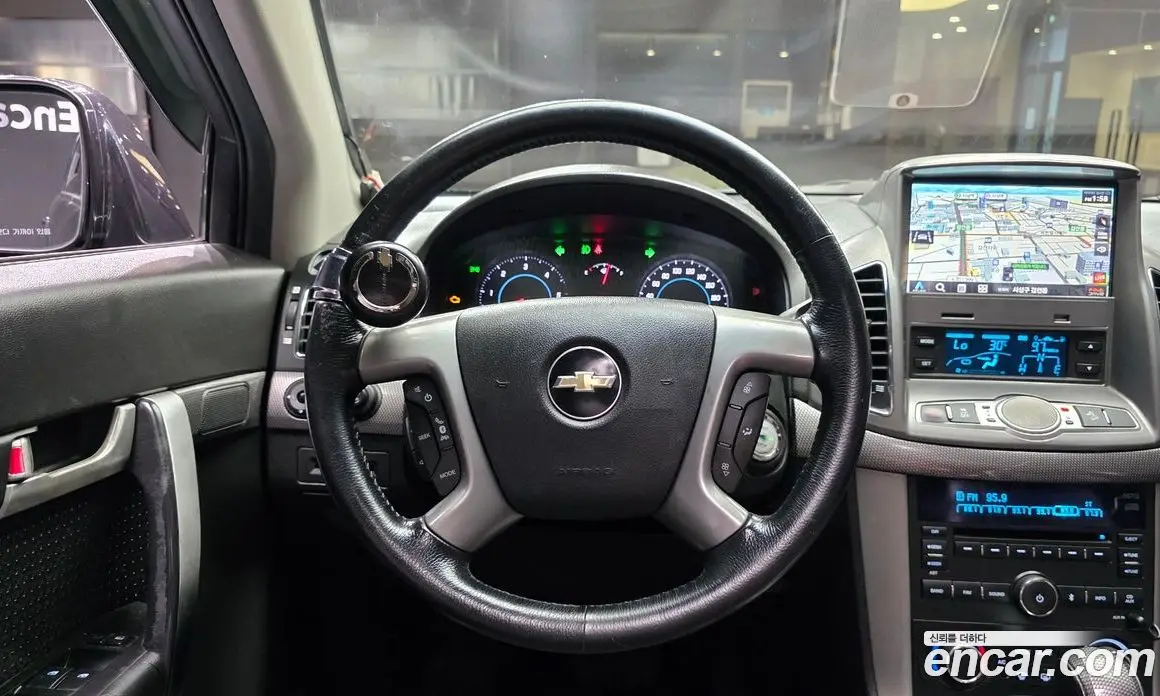 Chevrolet Captiva 2012 2.0 автомат (гидро), фото 20