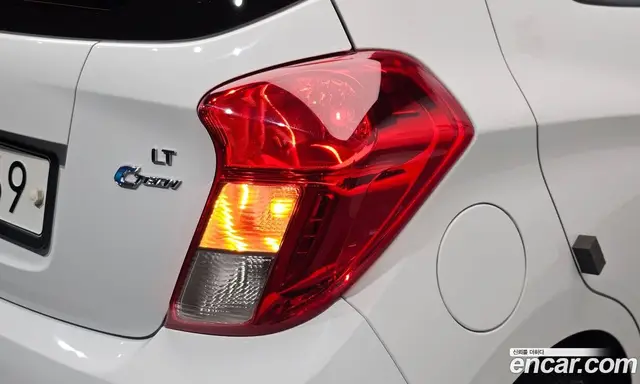 Chevrolet Spark 2016 1.0 автомат (гидро), миниатюра 8
