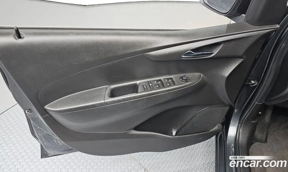 Chevrolet Spark 2017 1.0 автомат (гидро), фото 14