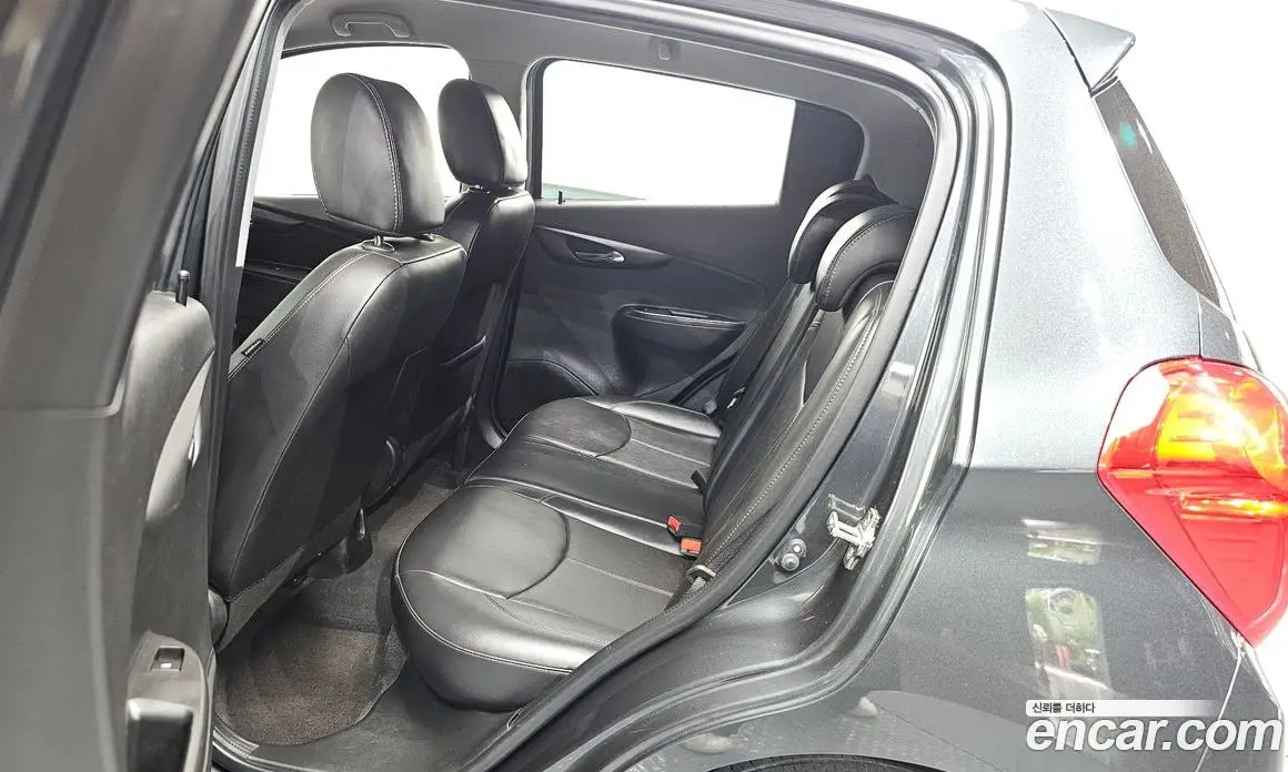 Chevrolet Spark 2017 1.0 автомат (гидро), фото 18