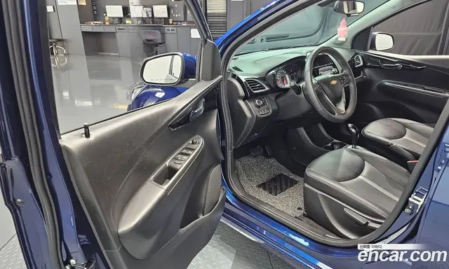 Chevrolet Spark 2022 1.0 автомат (гидро), миниатюра 12