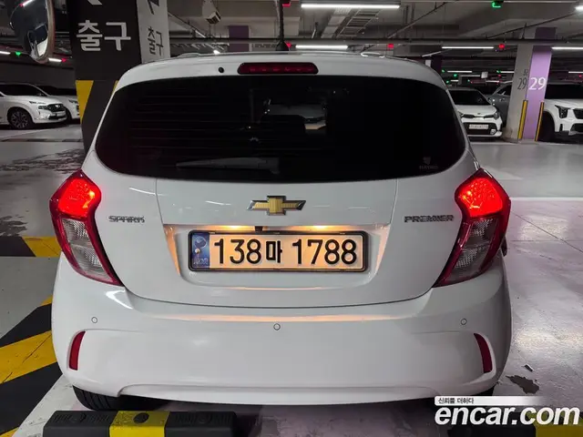 Chevrolet Spark 2022 1.0 автомат (вариатор), миниатюра 4