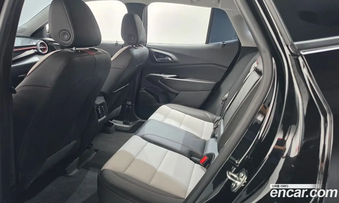 Chevrolet Trax 2025 1.2 автомат (гидро), фото 17