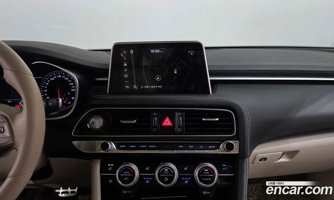 Genesis G70 2019 2.0 автомат (гидро), фото 18 Genesis G70 2019 2.0 автомат (гидро), фото 18