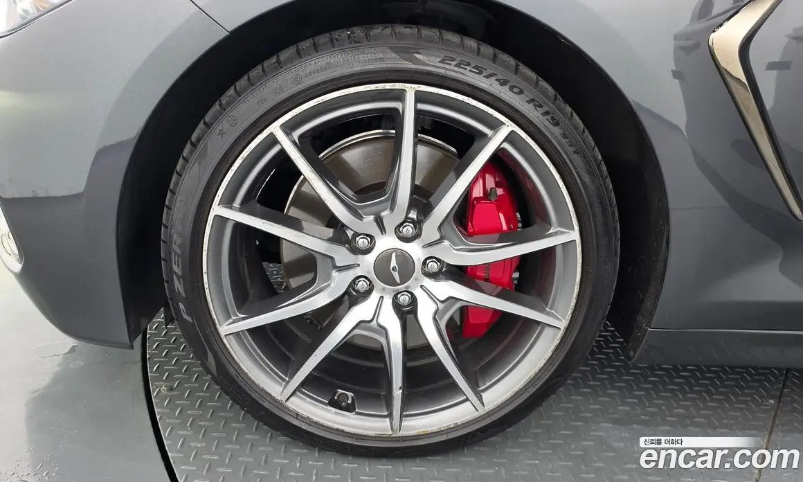 Genesis G70 2019 2.0 автомат (гидро), фото 5 Genesis G70 2019 2.0 автомат (гидро), фото 5