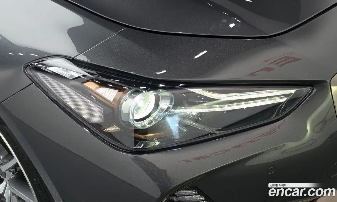 Genesis G70 2019 2.0 автомат (гидро), фото 8 Genesis G70 2019 2.0 автомат (гидро), фото 8