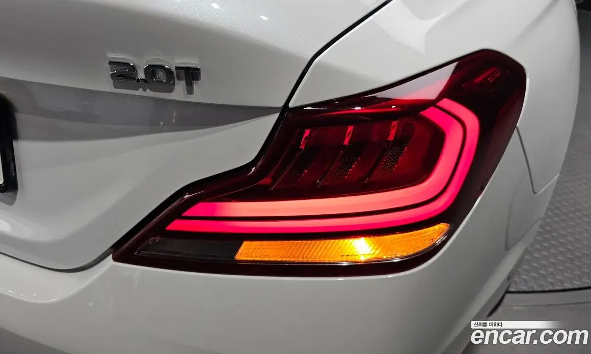 Genesis G70 2019 2.0 автомат (гидро), фото 9 Genesis G70 2019 2.0 автомат (гидро), фото 9