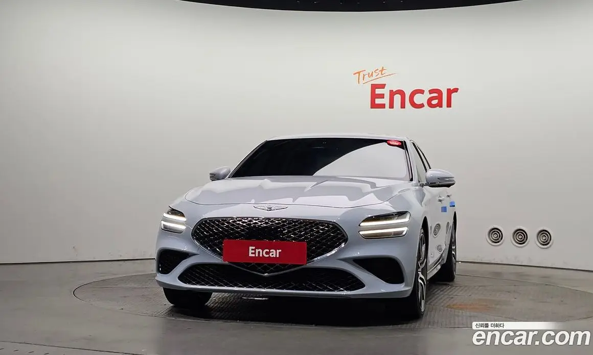 Genesis G70 2022 2.0 автомат (гидро), фото 3