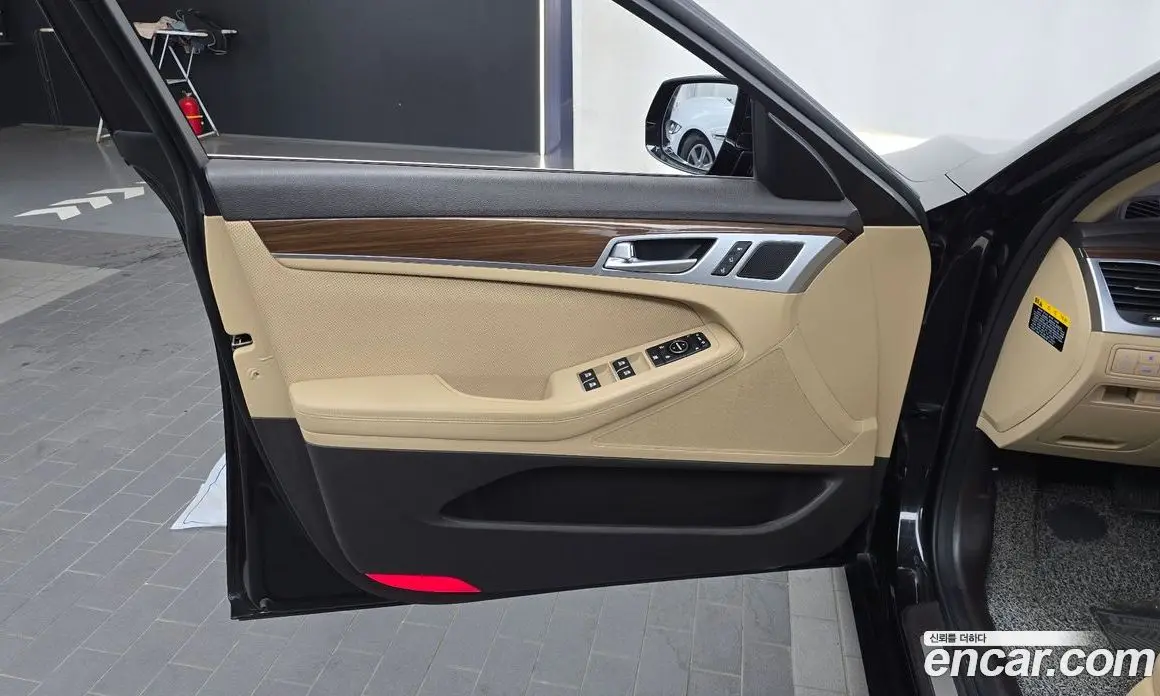 Genesis G80 2019 3.3 автомат (гидро), фото 14 Genesis G80 2019 3.3 автомат (гидро), фото 14