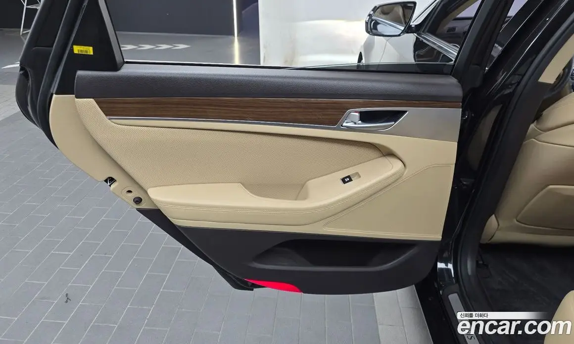 Genesis G80 2019 3.3 автомат (гидро), фото 15 Genesis G80 2019 3.3 автомат (гидро), фото 15