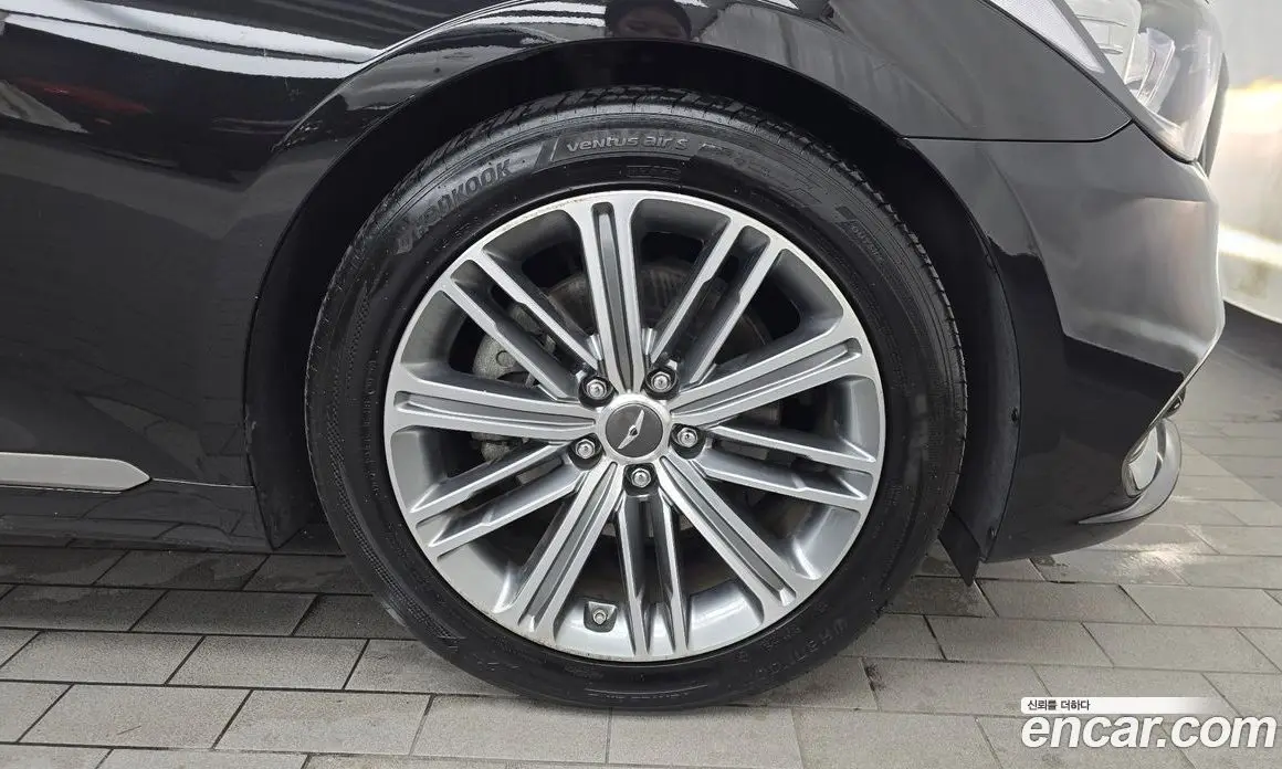 Genesis G80 2019 3.3 автомат (гидро), фото 7 Genesis G80 2019 3.3 автомат (гидро), фото 7