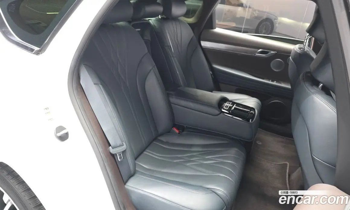 Genesis G80 2023 0.2 автомат (гидро), фото 17