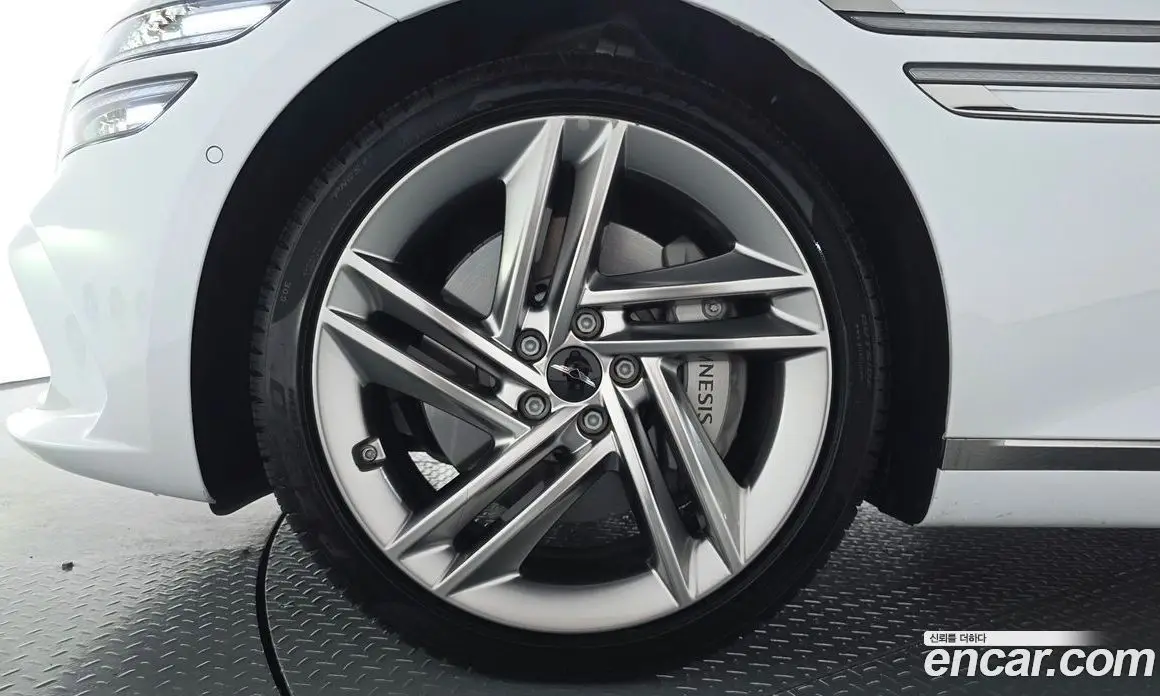 Genesis G80 2024 2.5 автомат (гидро), фото 4 Genesis G80 2024 2.5 автомат (гидро), фото 4