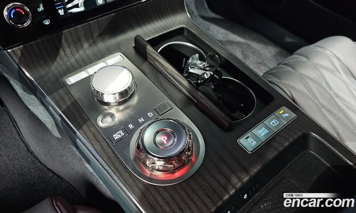 Genesis G80 2025 2.5 автомат (гидро), фото 11