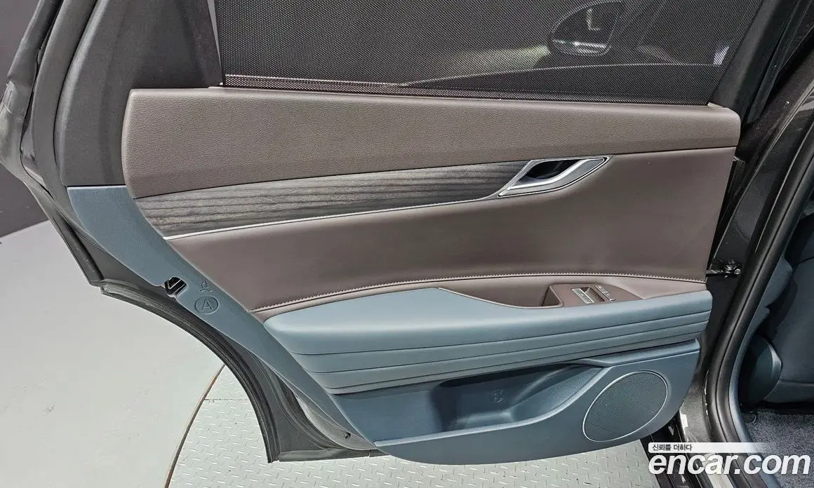 Genesis G80 2025 2.5 автомат (гидро), фото 14