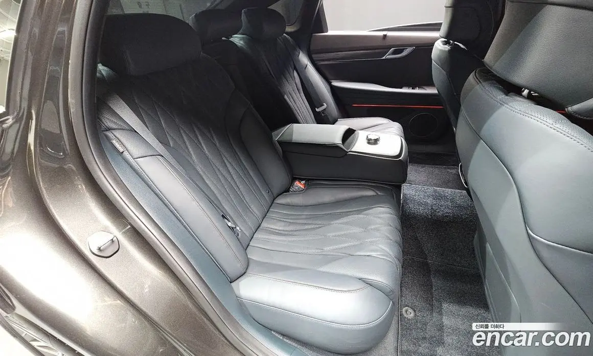 Genesis G80 2025 2.5 автомат (гидро), фото 16