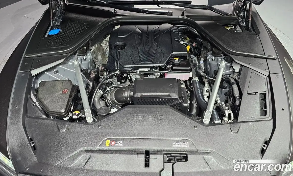 Genesis G80 2025 2.5 автомат (гидро), фото 5