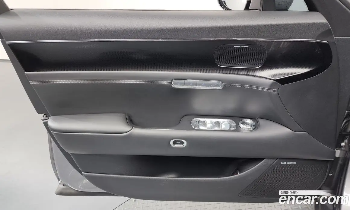 Genesis G90 2023 3.5 автомат (гидро), фото 14 Genesis G90 2023 3.5 автомат (гидро), фото 14