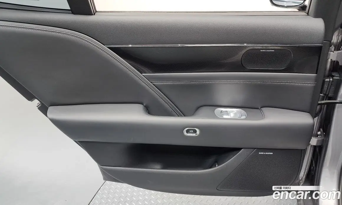 Genesis G90 2023 3.5 автомат (гидро), фото 15 Genesis G90 2023 3.5 автомат (гидро), фото 15