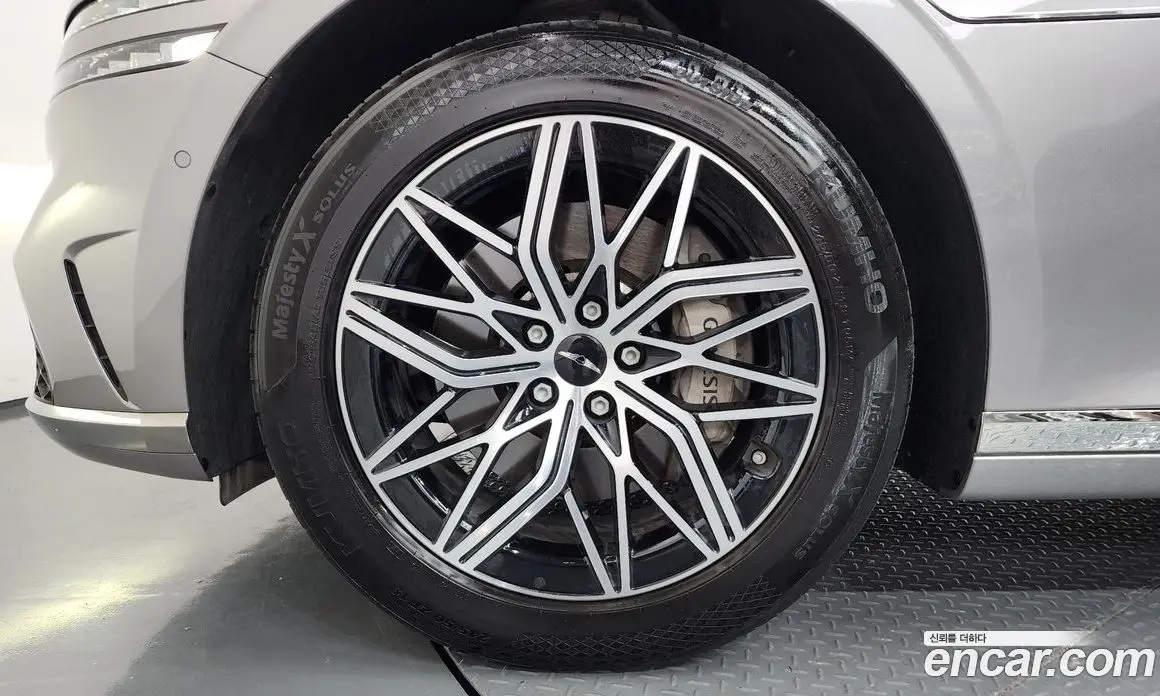 Genesis G90 2023 3.5 автомат (гидро), фото 5 Genesis G90 2023 3.5 автомат (гидро), фото 5