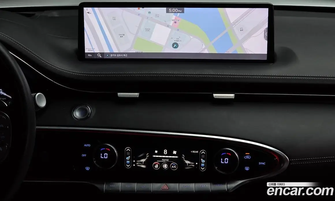 Genesis GV70 2021 2.5 автомат (гидро), фото 19 Genesis GV70 2021 2.5 автомат (гидро), фото 19
