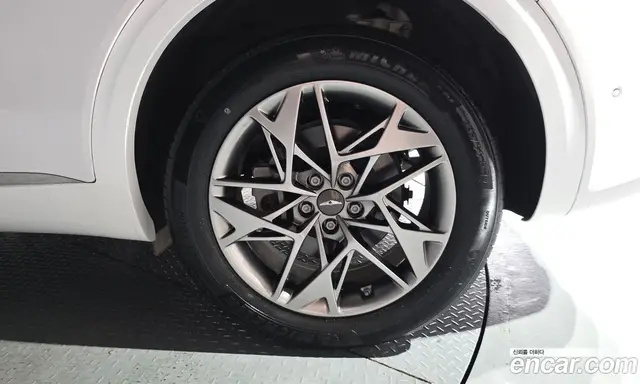 Genesis GV70 2021 2.5 автомат (гидро), миниатюра 6 Genesis GV70 2021 2.5 автомат (гидро), миниатюра 6