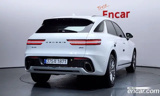 Genesis GV70 2023 2.5 автомат (гидро), миниатюра 2 Genesis GV70 2023 2.5 автомат (гидро), миниатюра 2
