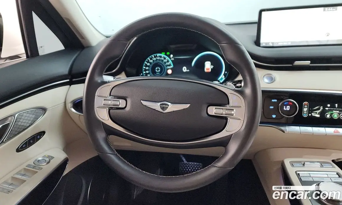 Genesis GV70 2023 2.5 автомат (гидро), фото 19 Genesis GV70 2023 2.5 автомат (гидро), фото 19