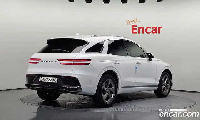 Genesis GV70 2026 2.5 автомат (гидро), миниатюра 2
