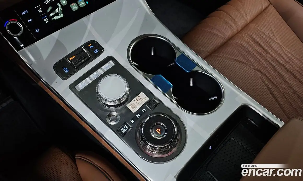 Genesis GV70 2026 2.5 автомат (гидро), фото 12