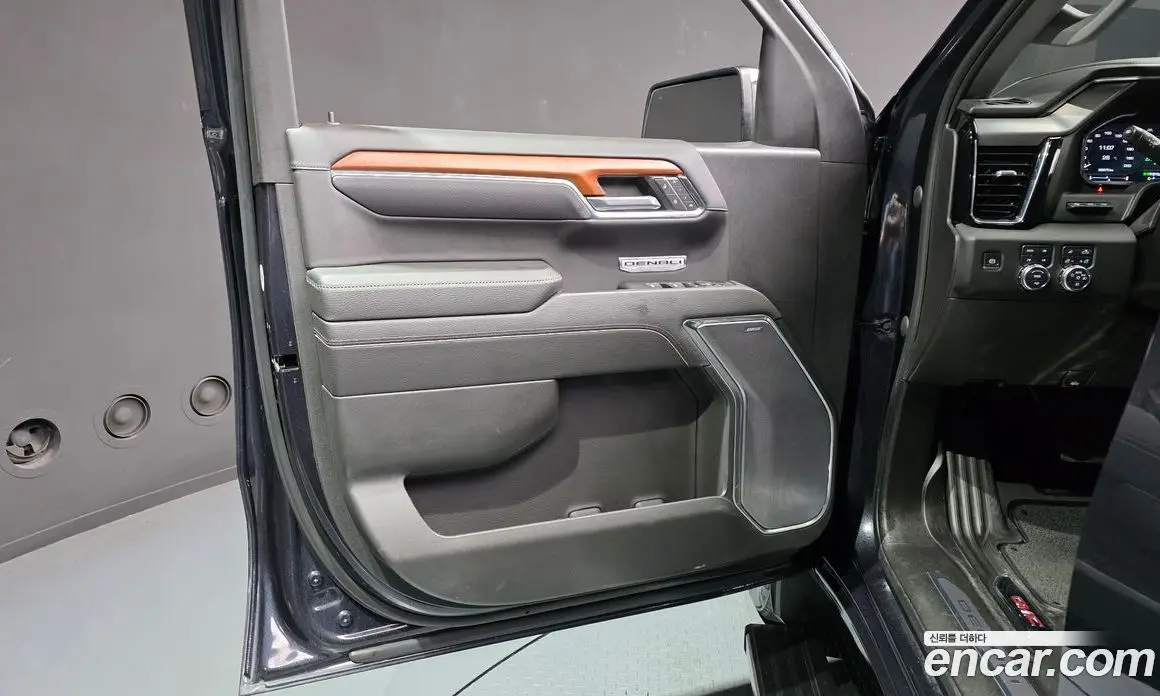 GMC Sierra 2023 6.2 автомат (гидро), фото 14