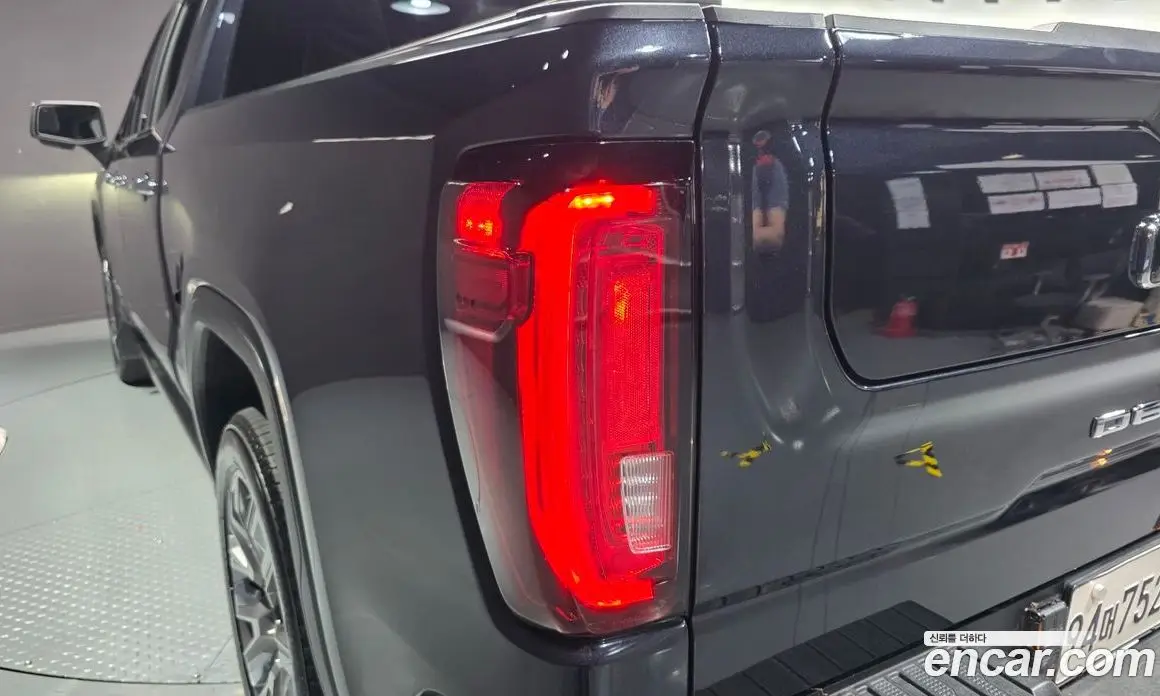 GMC Sierra 2023 6.2 автомат (гидро), фото 9