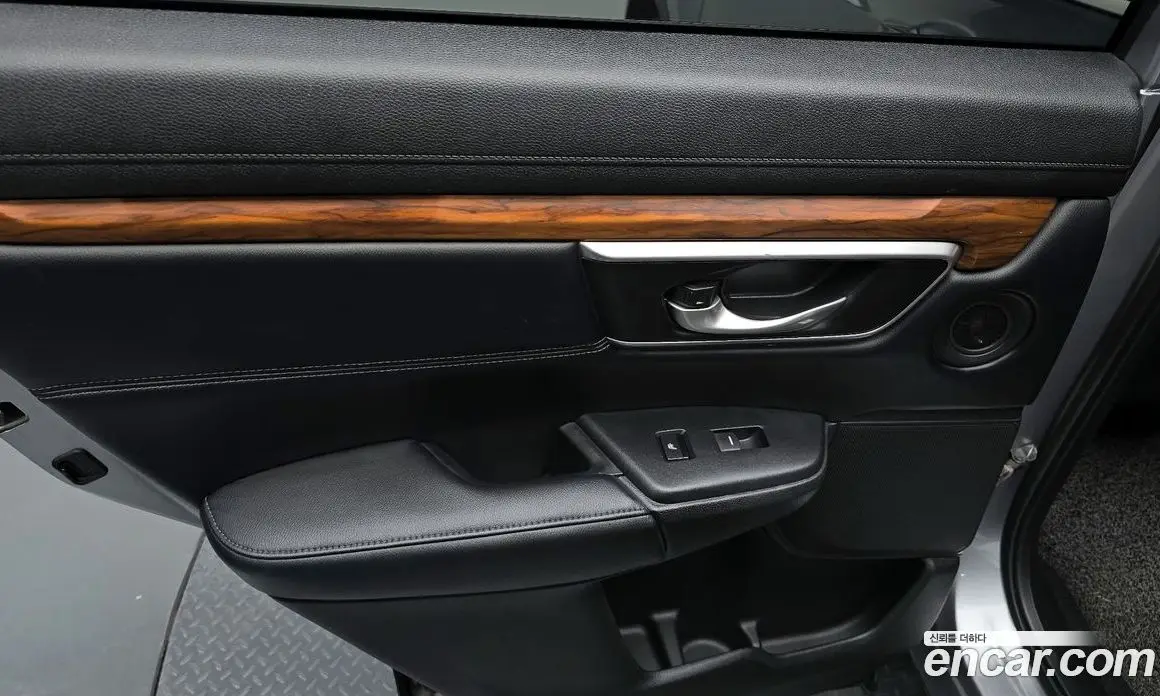 Honda CR-V 2017 1.5 автомат (гидро), фото 14