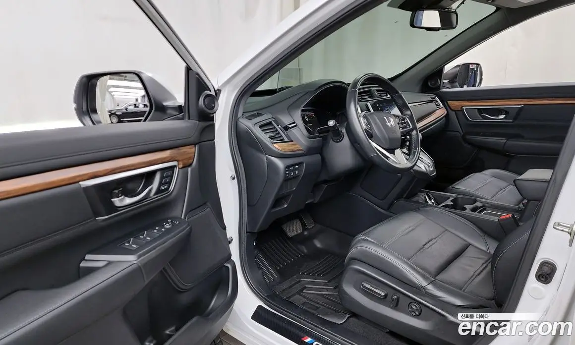 Honda CR-V 2019 1.5 автомат (гидро), фото 13