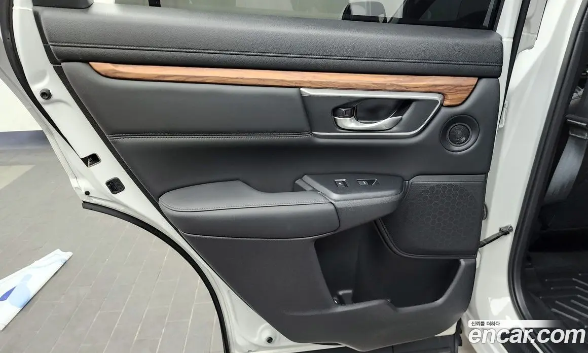 Honda CR-V 2019 1.5 автомат (гидро), фото 15
