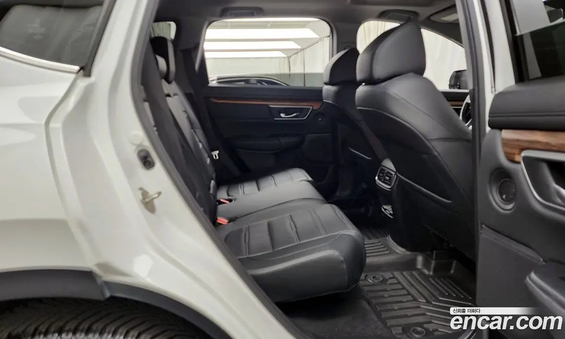 Honda CR-V 2019 1.5 автомат (гидро), фото 18