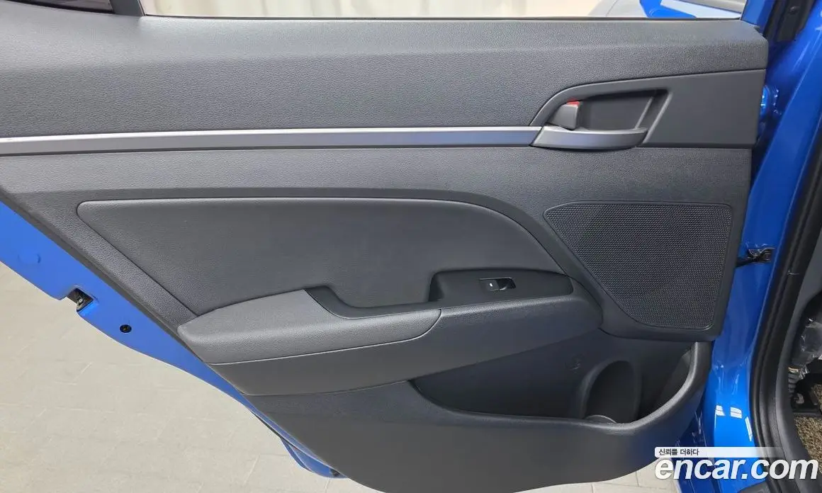 Hyundai Avante 2017 1.6 автомат (гидро), фото 15