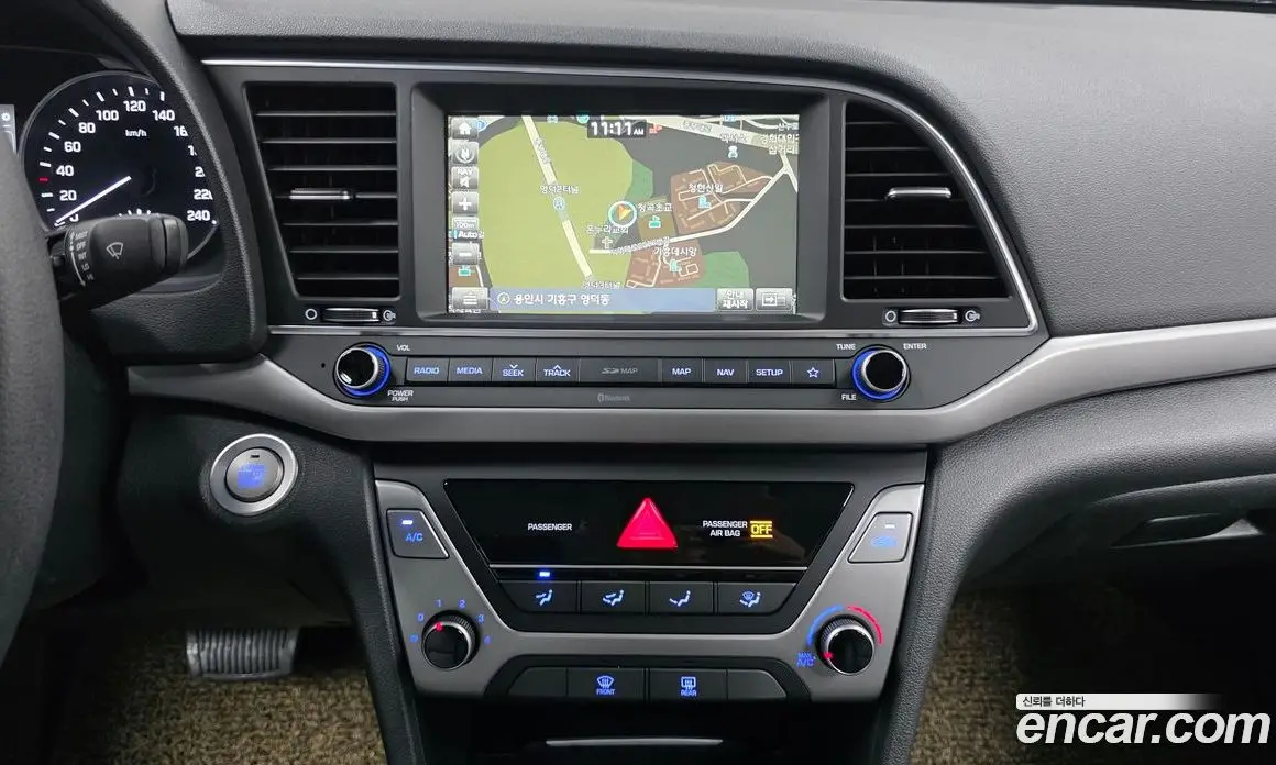 Hyundai Avante 2017 1.6 автомат (гидро), фото 19