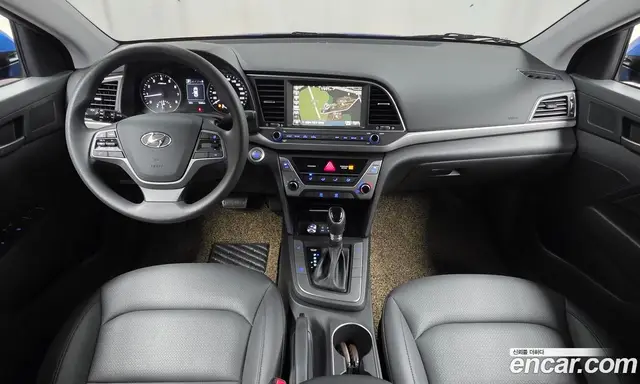 Hyundai Avante 2017 1.6 автомат (гидро), миниатюра 10