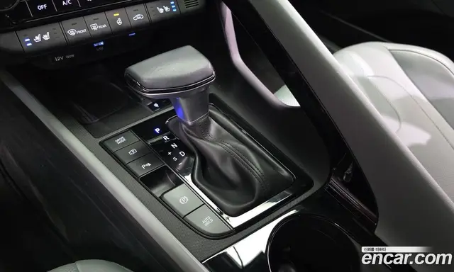 Hyundai Avante 2024 1.6 автомат (гидро), миниатюра 12