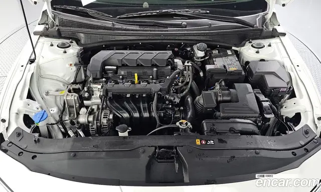 Hyundai Avante 2025 1.6 автомат (гидро), миниатюра 5 Hyundai Avante 2025 1.6 автомат (гидро), миниатюра 5